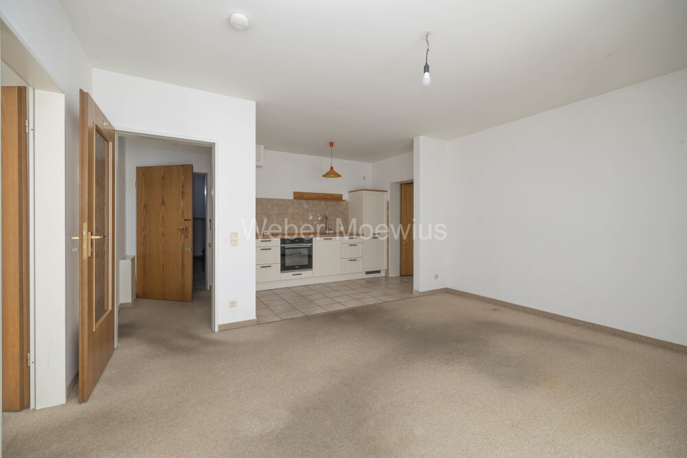 3493 Wohn- u. Esszimmer c