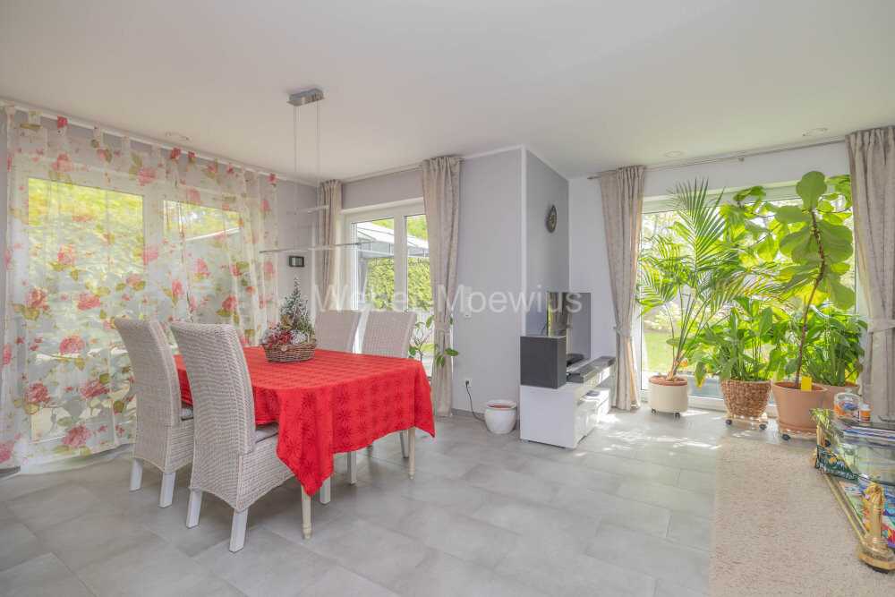 3498 Esszimmer a