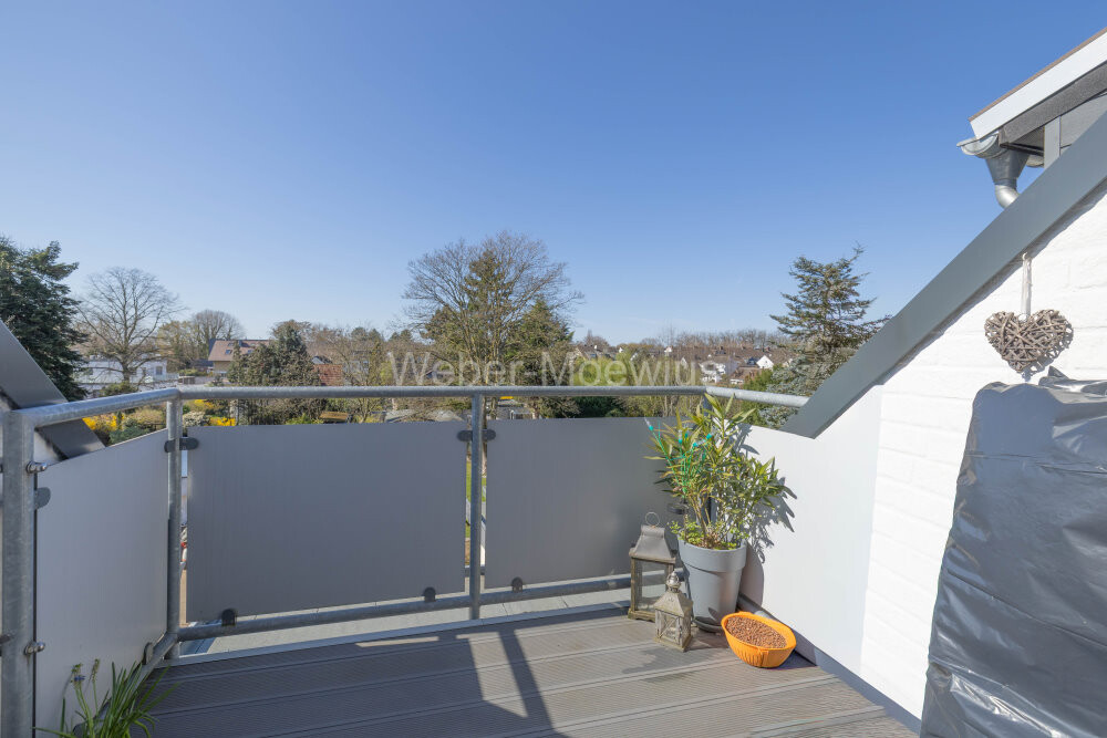 3484 Loggia