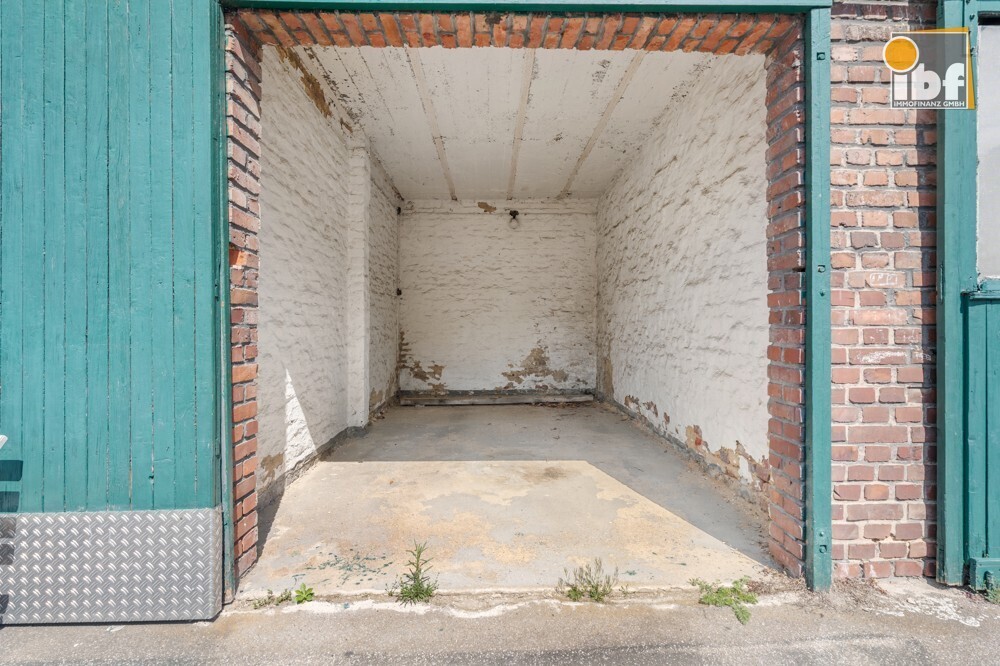 Garage Innenhof