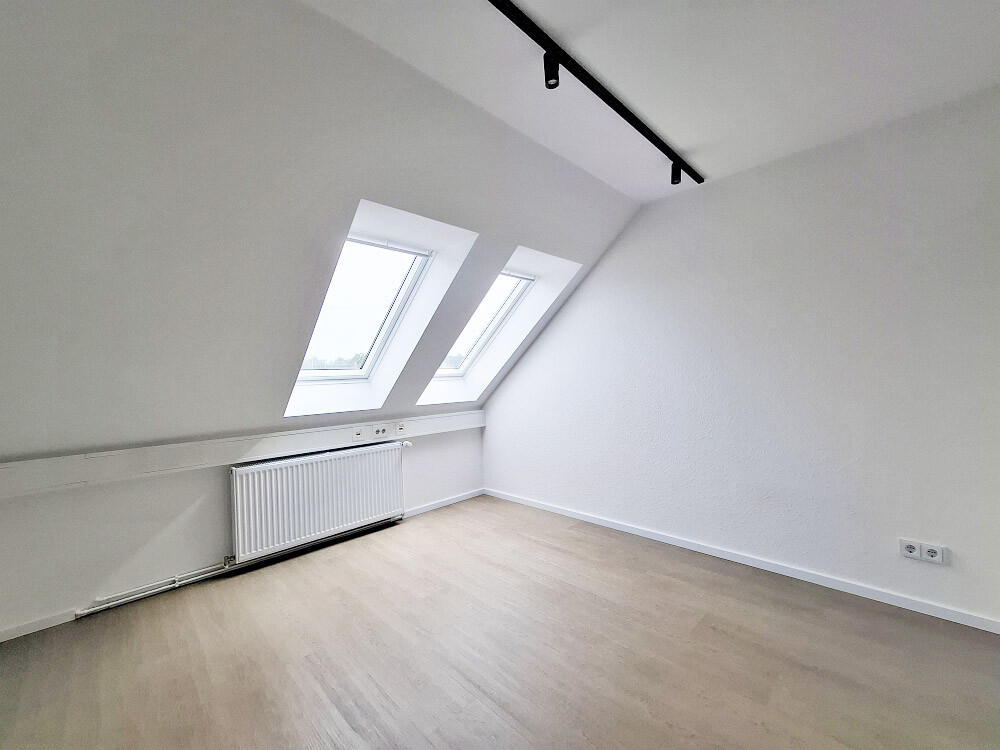 Büro 210