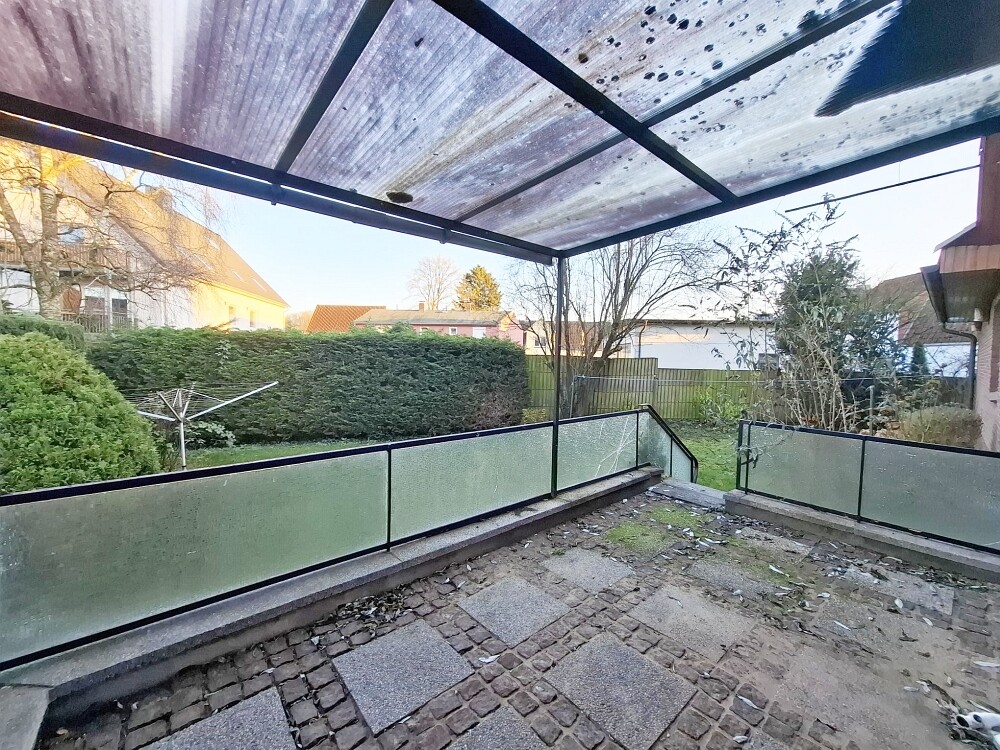 Veranda im rückwärtigen Bereich Bild 1