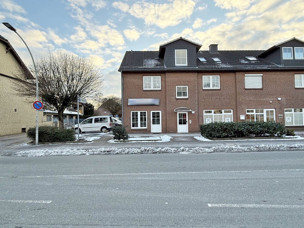 Straßenansicht