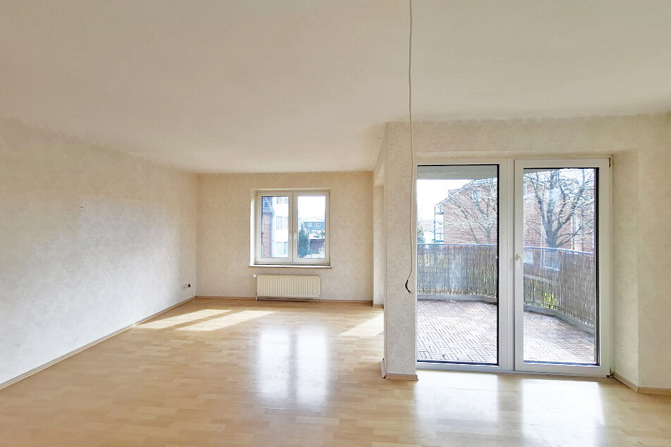 Wohn- und Esszimmer Bild 1
