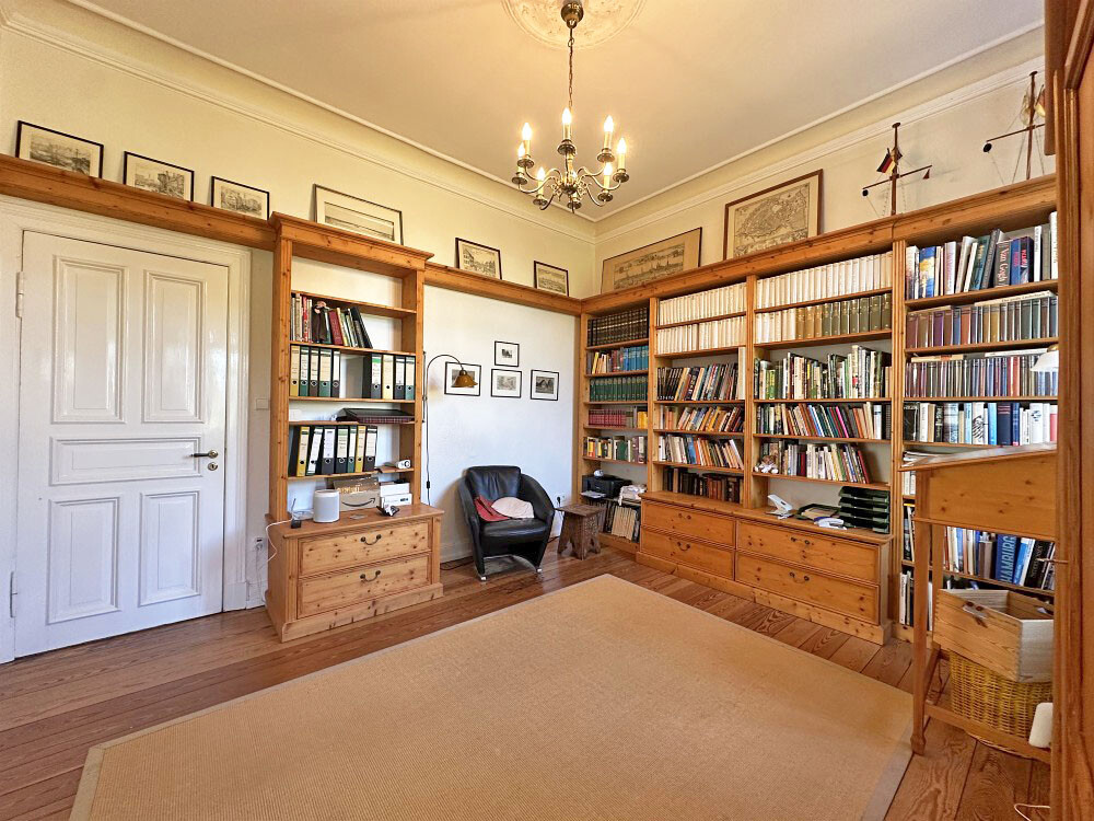 Bibliothek Bild 2