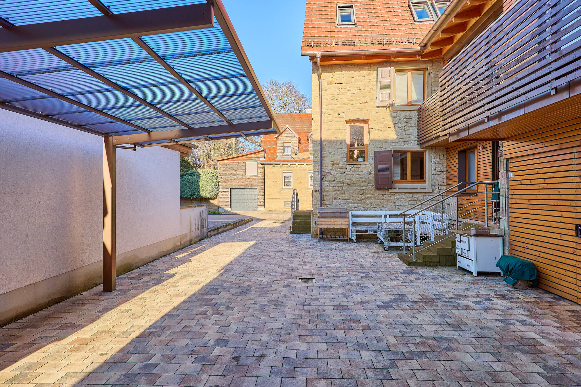 Carport / Innenhof