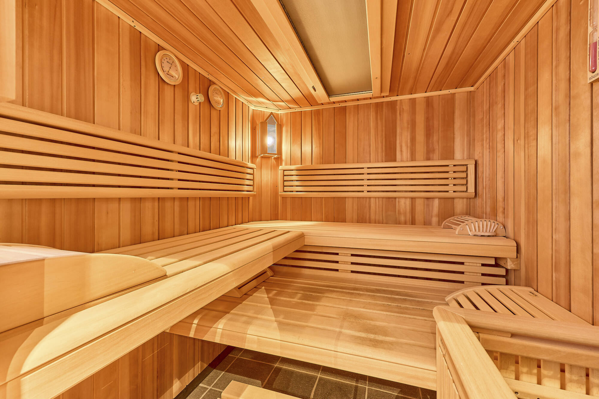 UG |Sauna 