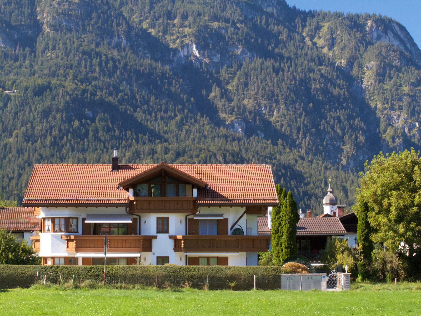 4-Zimmer-Dachgeschoss-Wohnung mit Bergblick