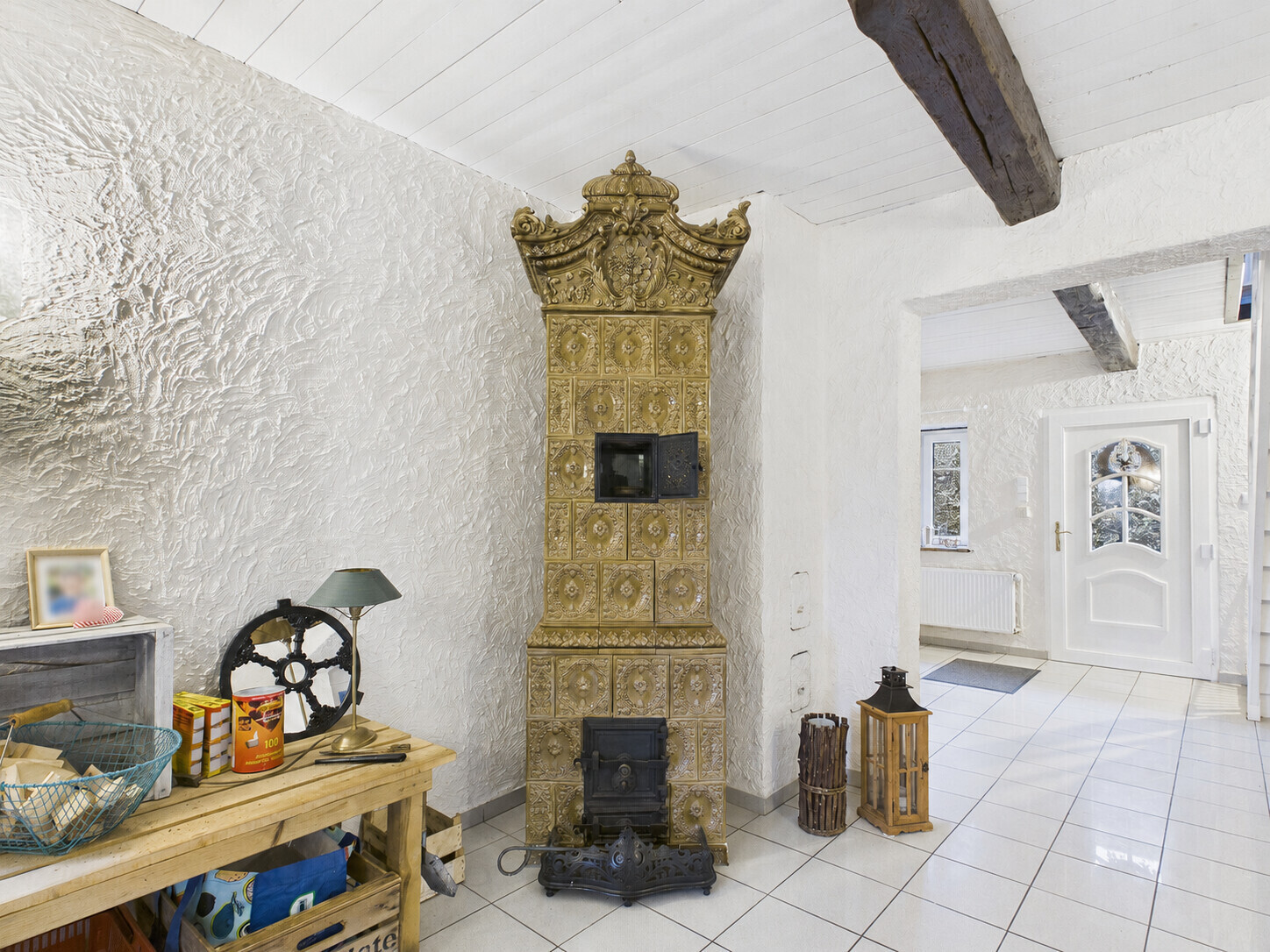 Historischer Kachelofen