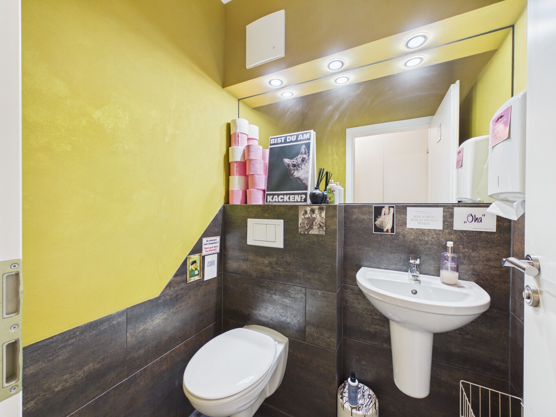 Kunden-WC Gewerbeeinheit
