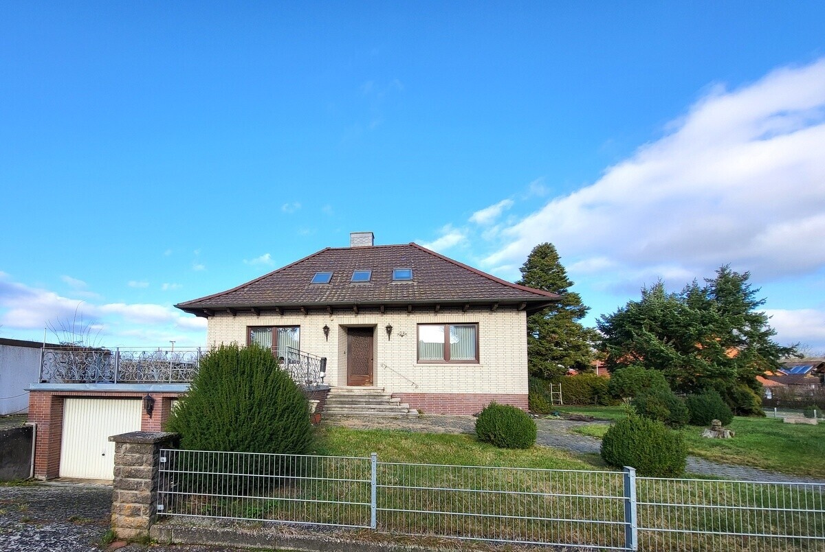 1. Hausansichten (8)