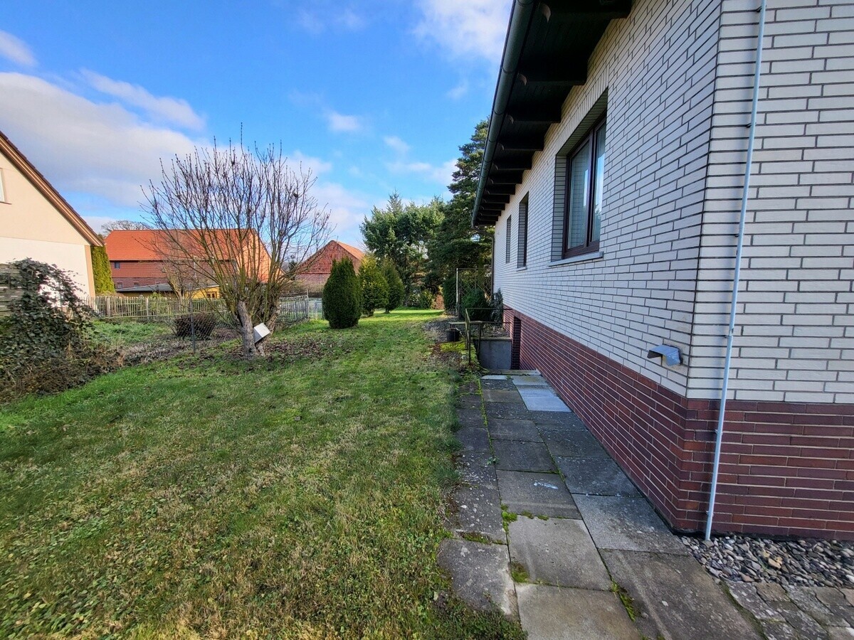 1. Hausansichten (3)