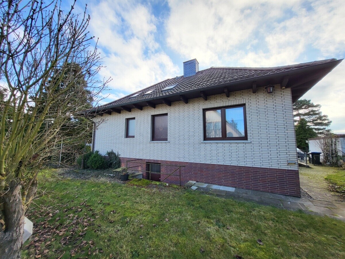 1. Hausansichten (4)