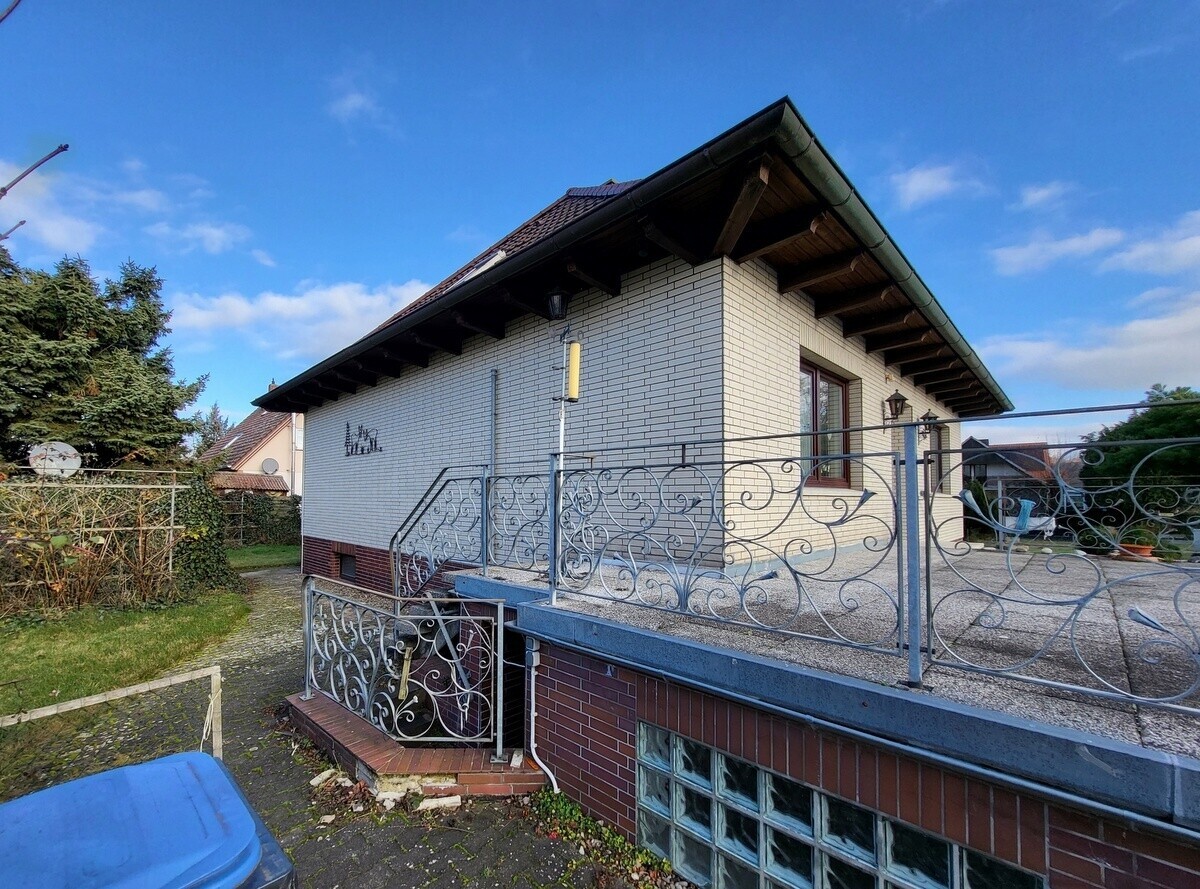 1. Hausansichten (2)