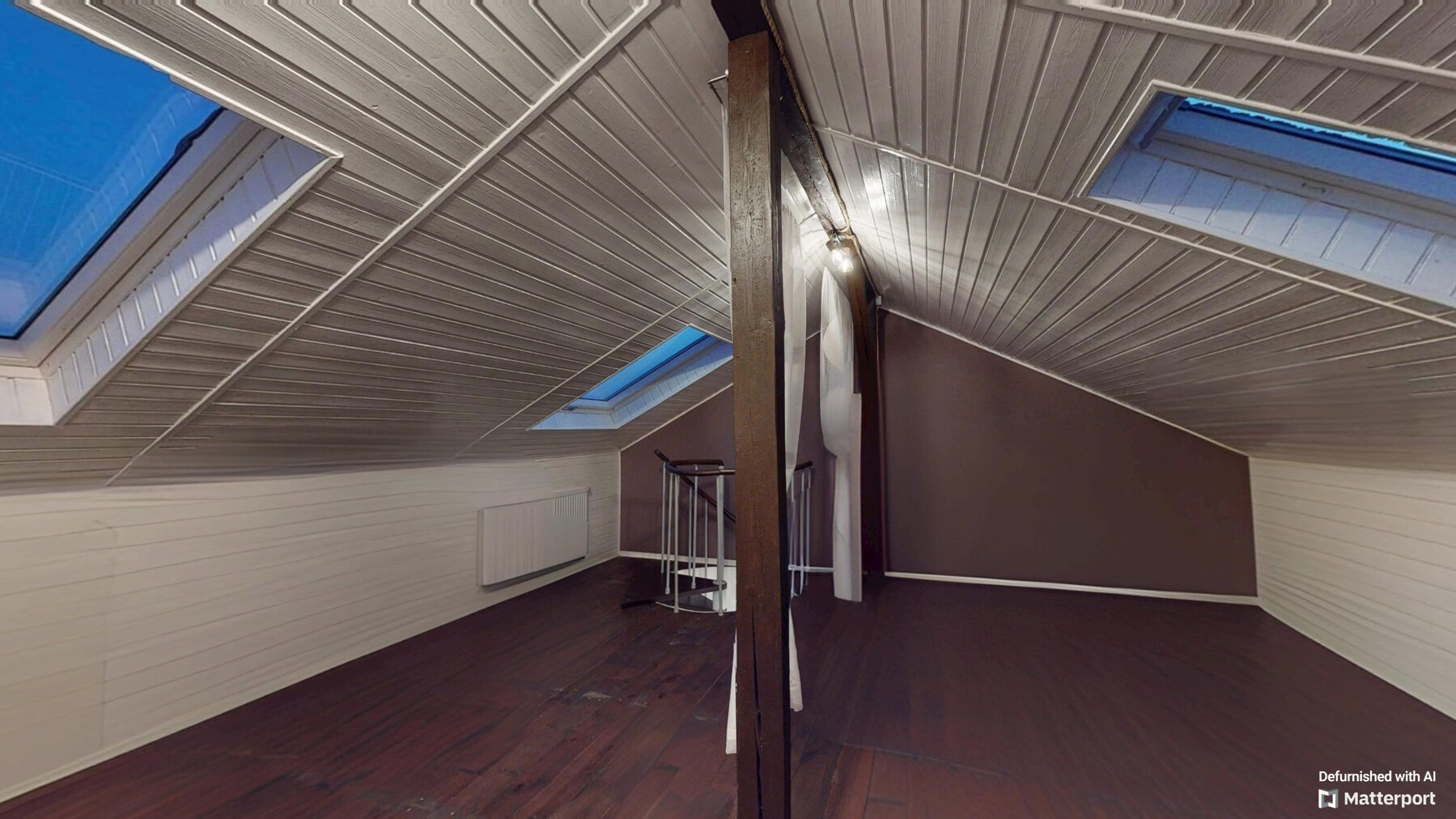 Dachgeschoss unmöbliert