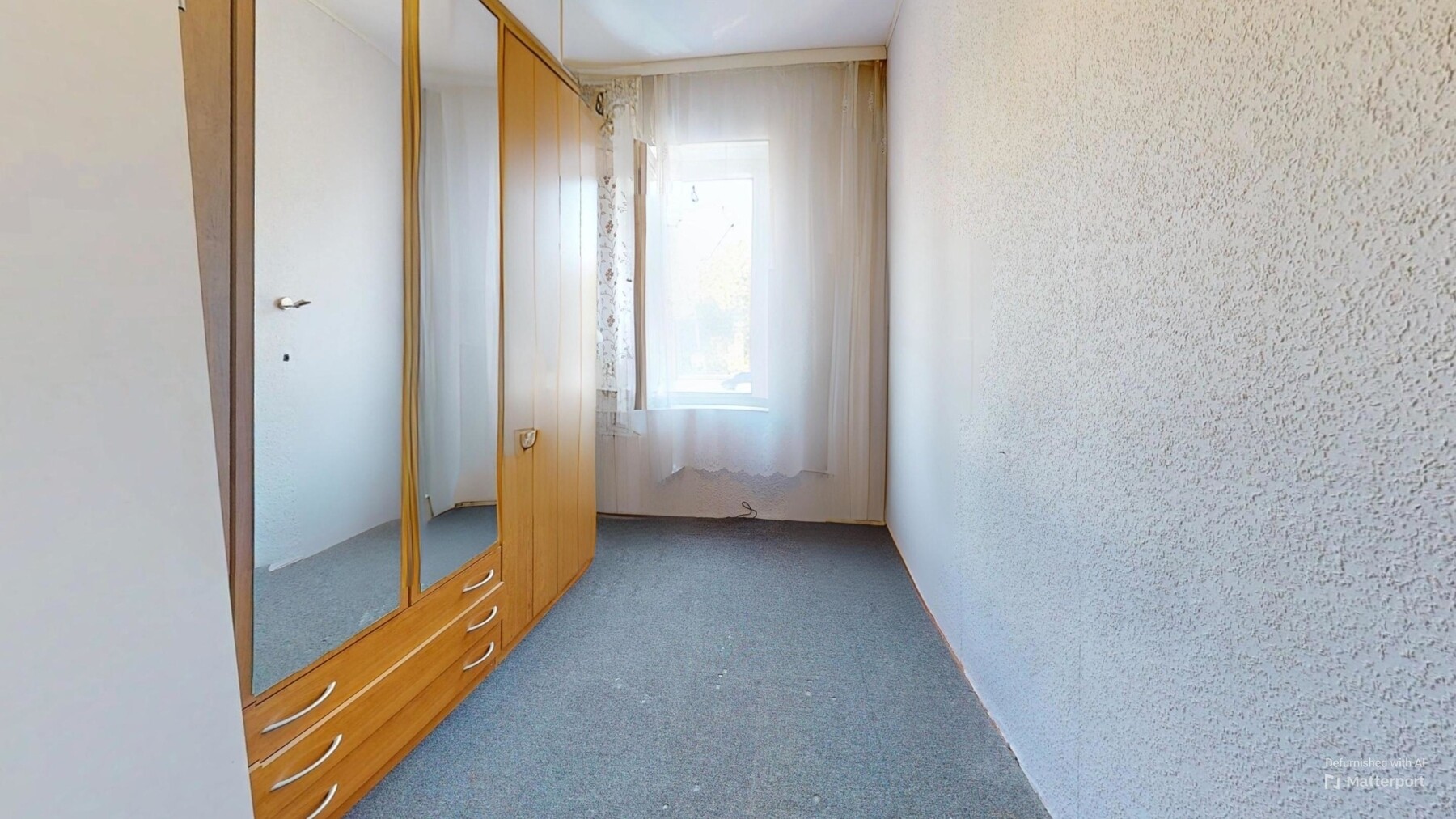 Arbeitszimmer unmöbliert