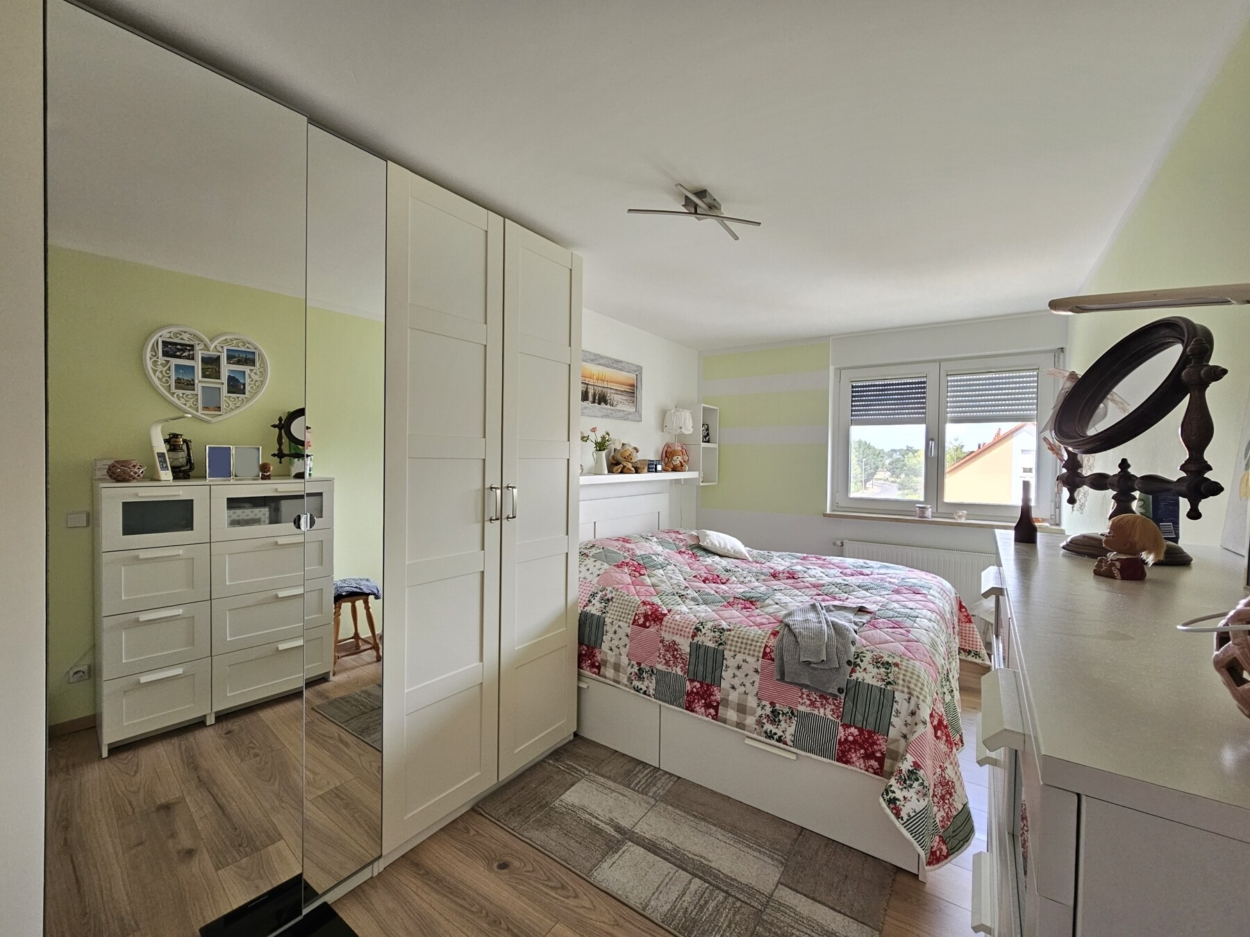 Schlafzimmer 2