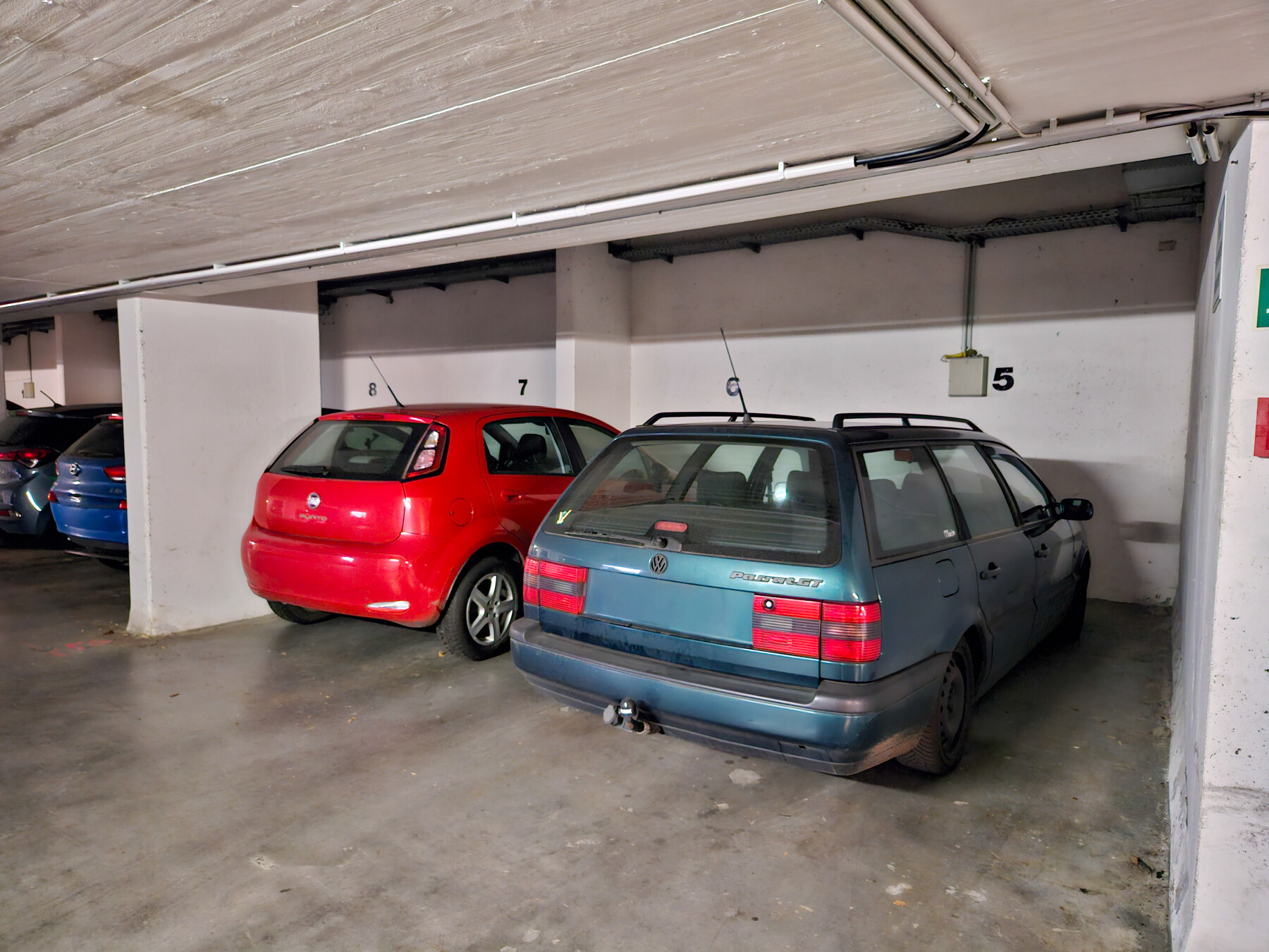 Tiefgaragenstellplatz