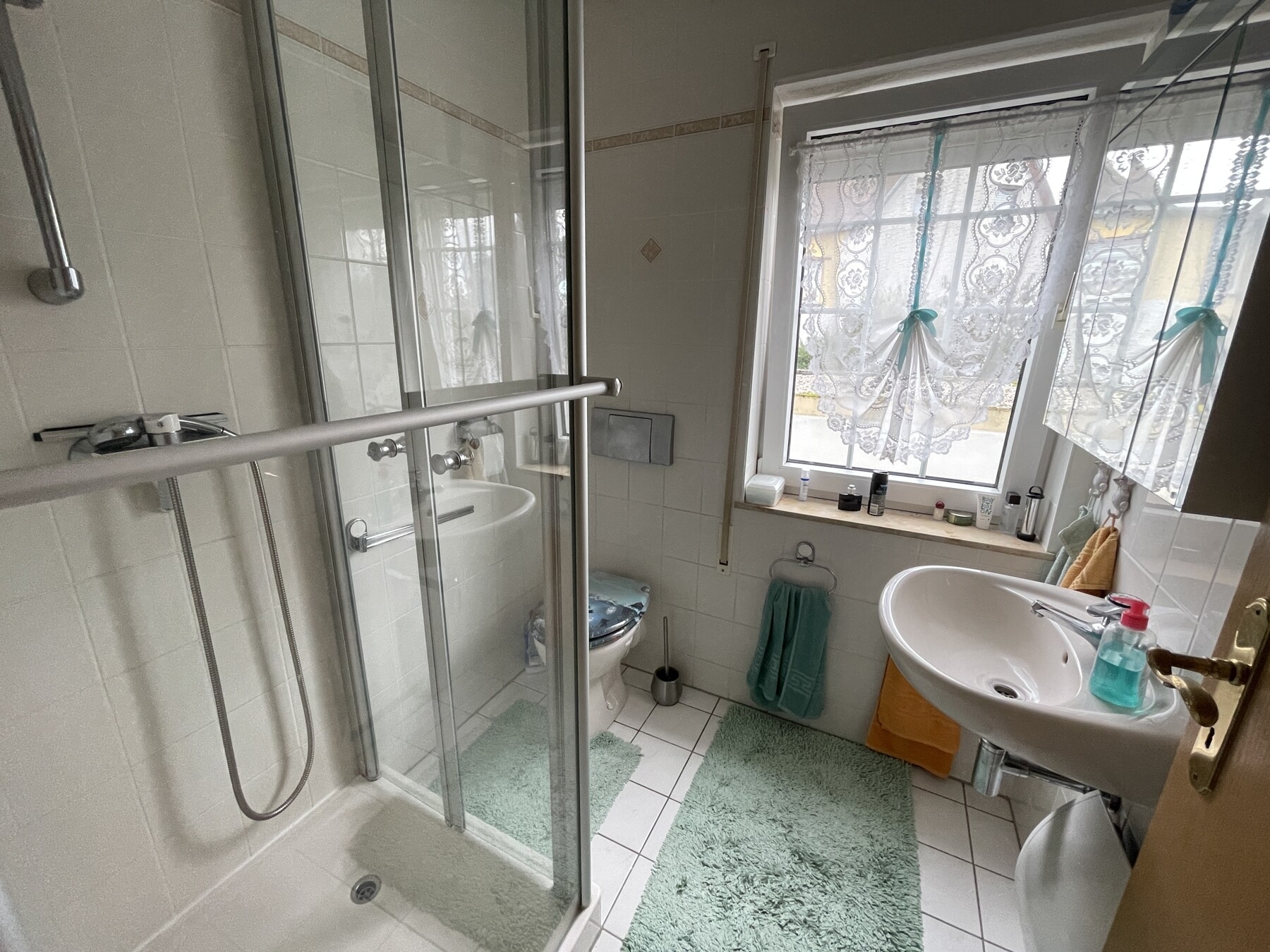 Badezimmer EG