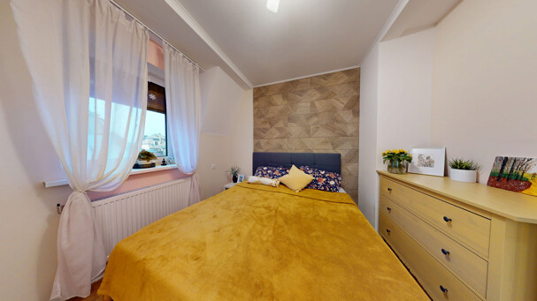 Schlafzimmer OG