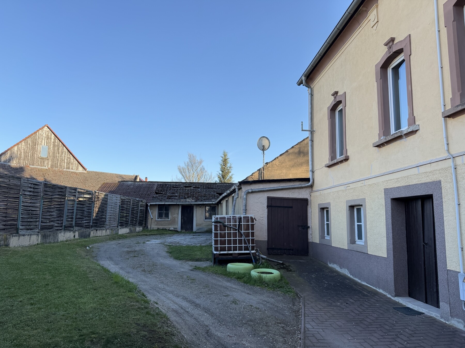 Einfahrt 