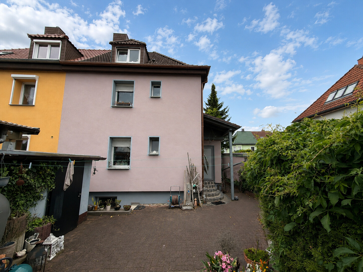 Hinteransicht 