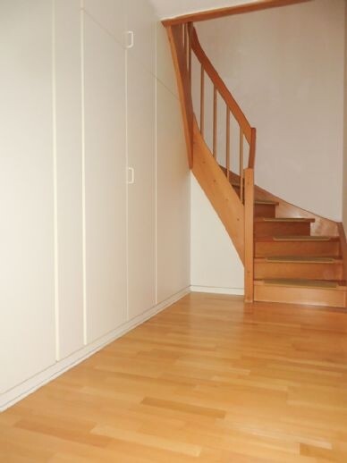 Flur mit Einbauschränken