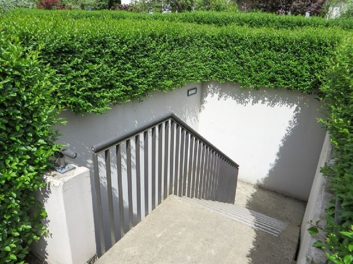 Zugang Garage und Fahrradraum