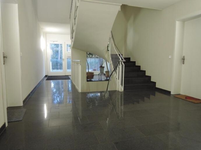 gepflegtes Treppenhaus