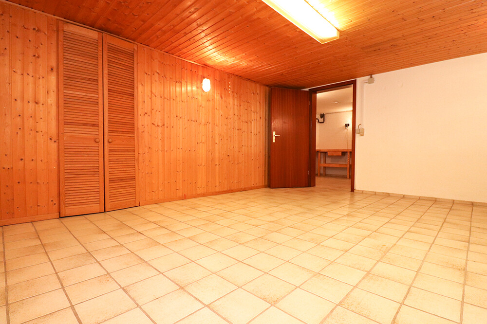 Keller