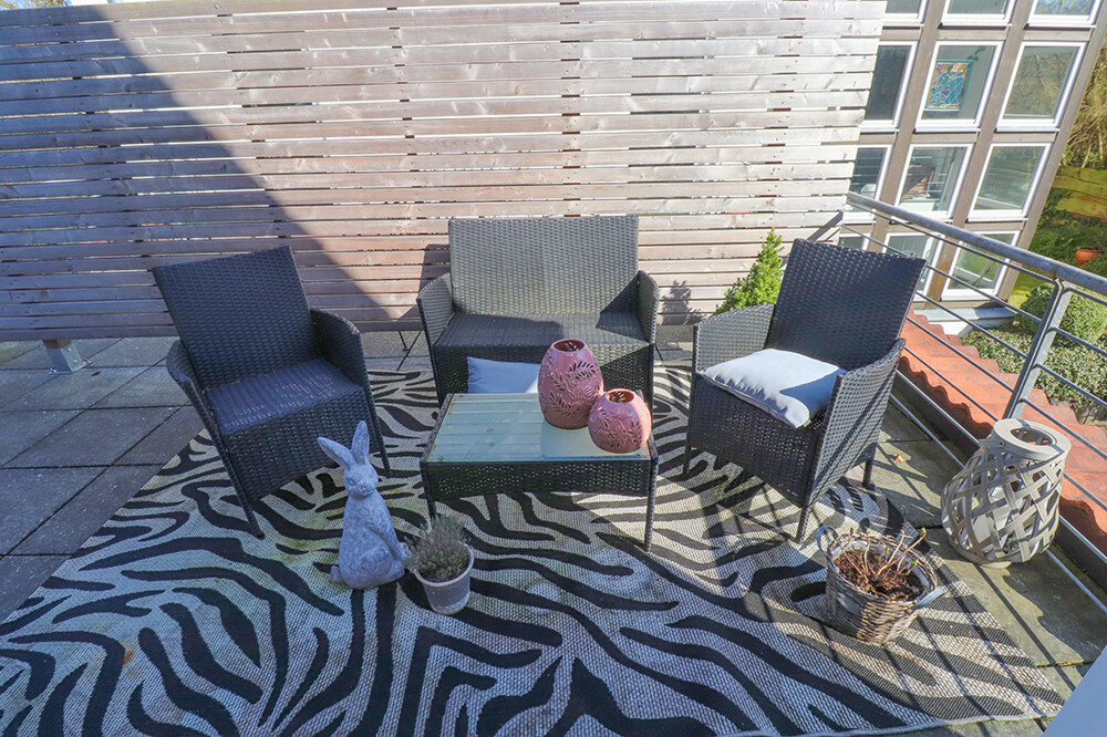 Küchen-Terrasse - Vorderhaus 