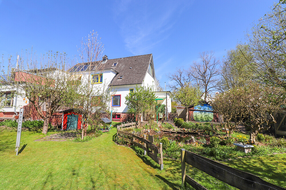 Hausansicht vom Garten