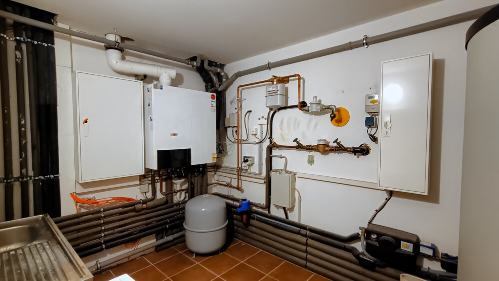 Technikraum im Keller