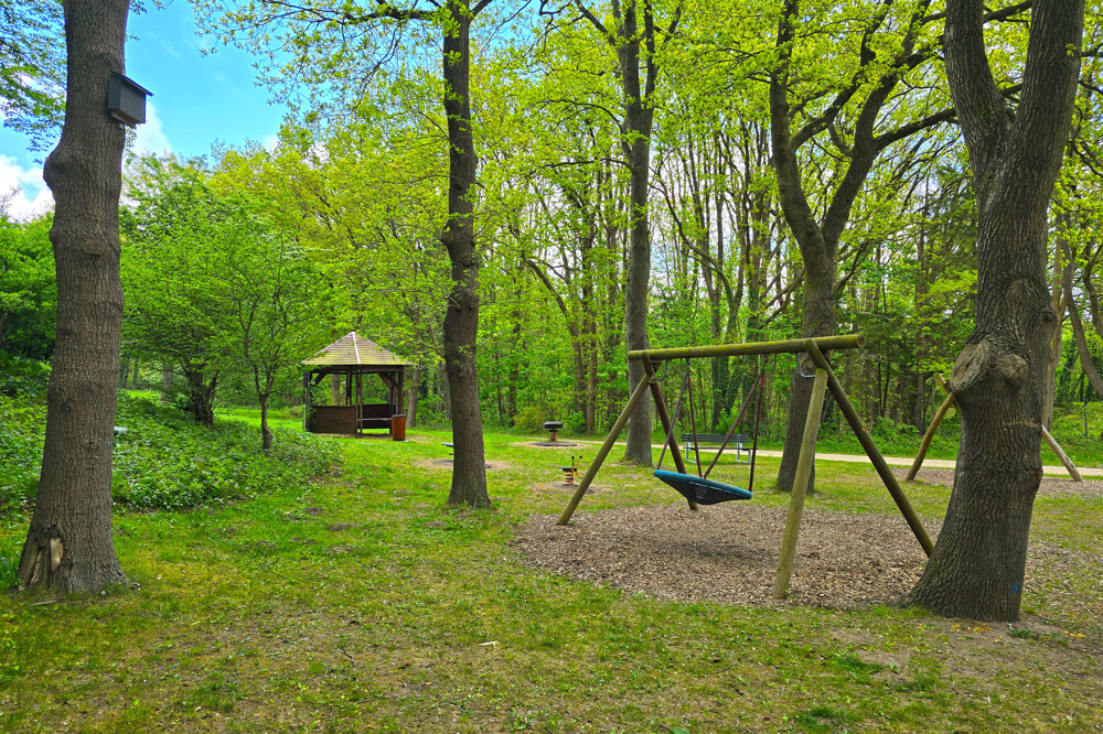 Park mit Spielplatz
