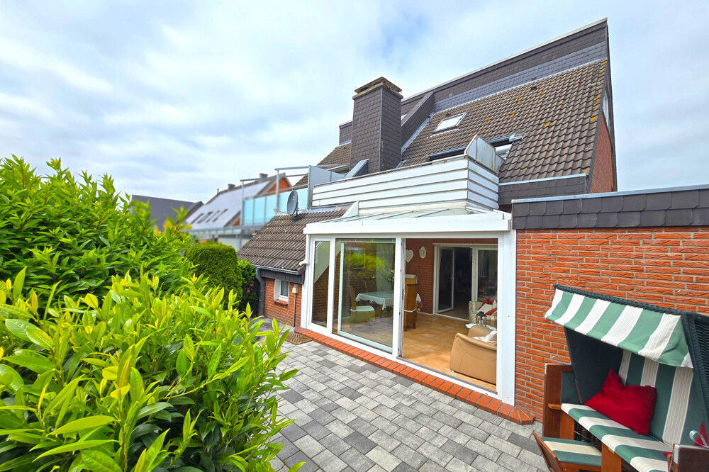 Innenhof mit Wintergarten