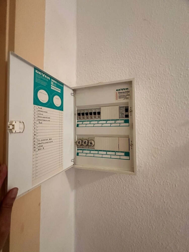 WhatsApp Image 2025-09-09 at 14.26.18 (1)