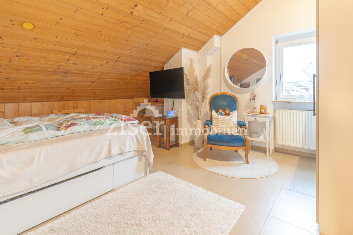 Schlafzimmer DG