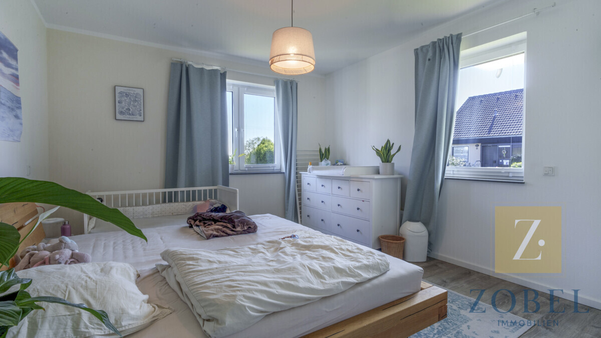 EG Schlafzimmer