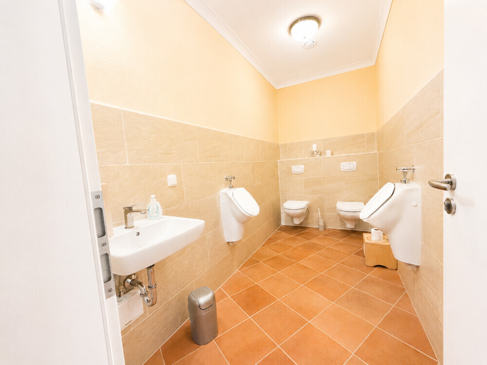 Gewerbefläche EG - Herrentoilette