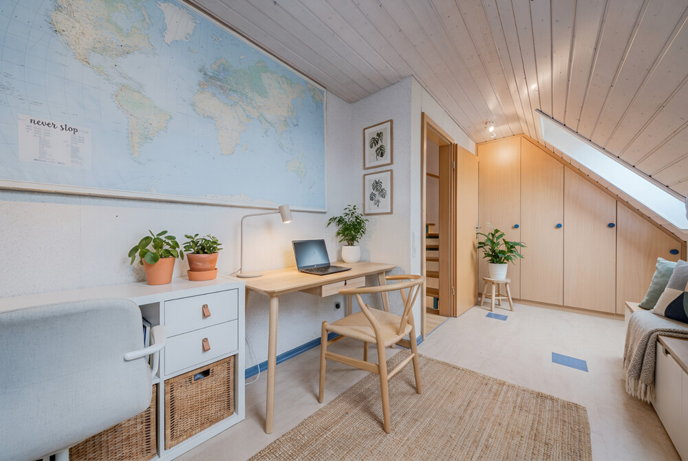 Gäste-/Arbeitszimmer im DG