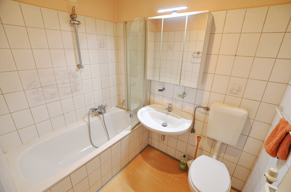 Badezimmer 1. OG