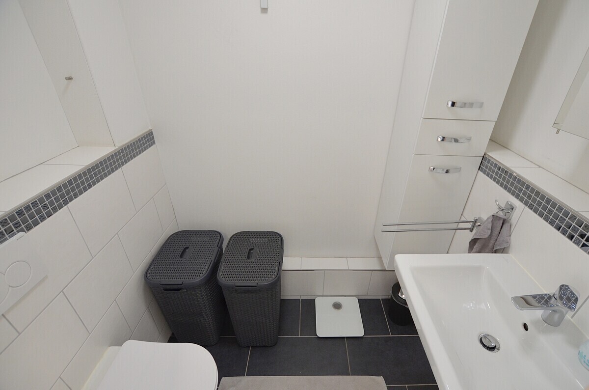 WC EG