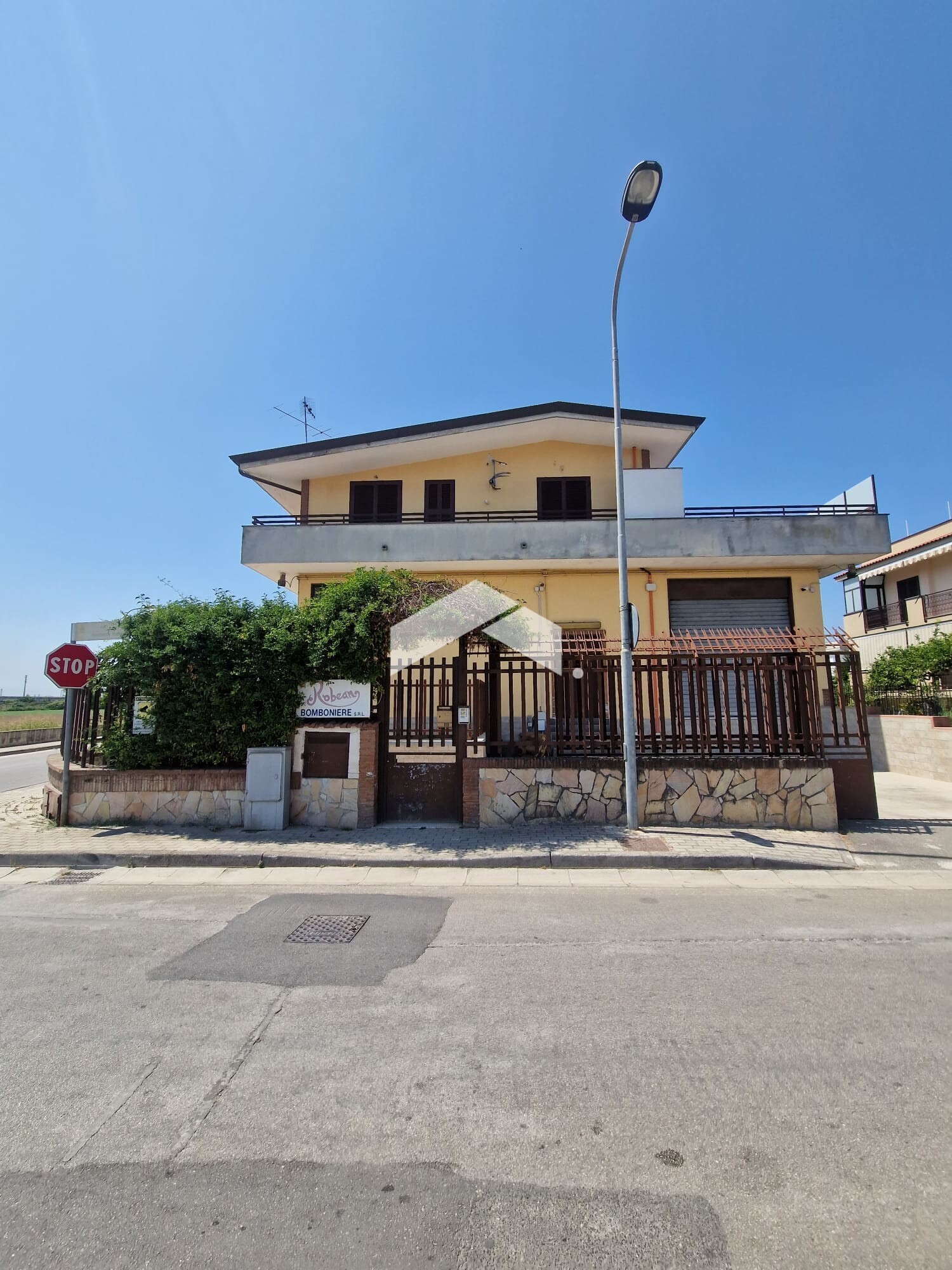 1 - esterno (1)