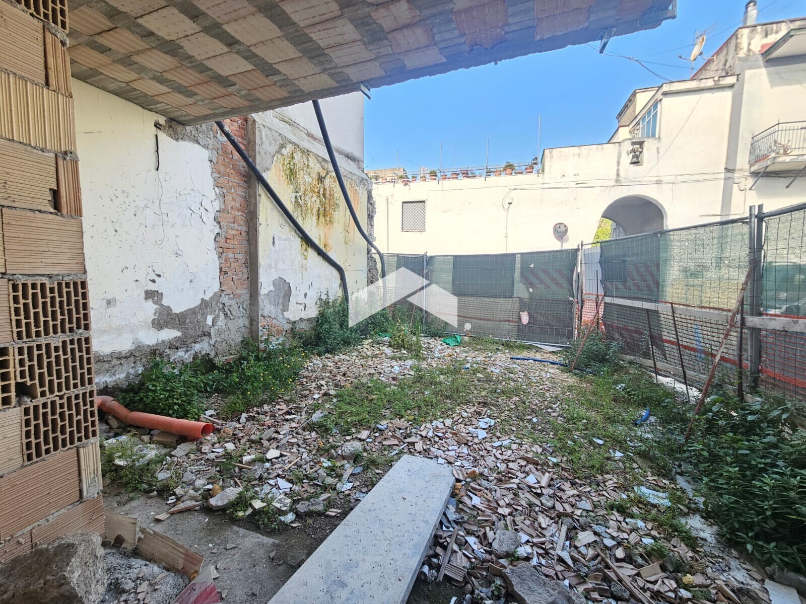 Esterno