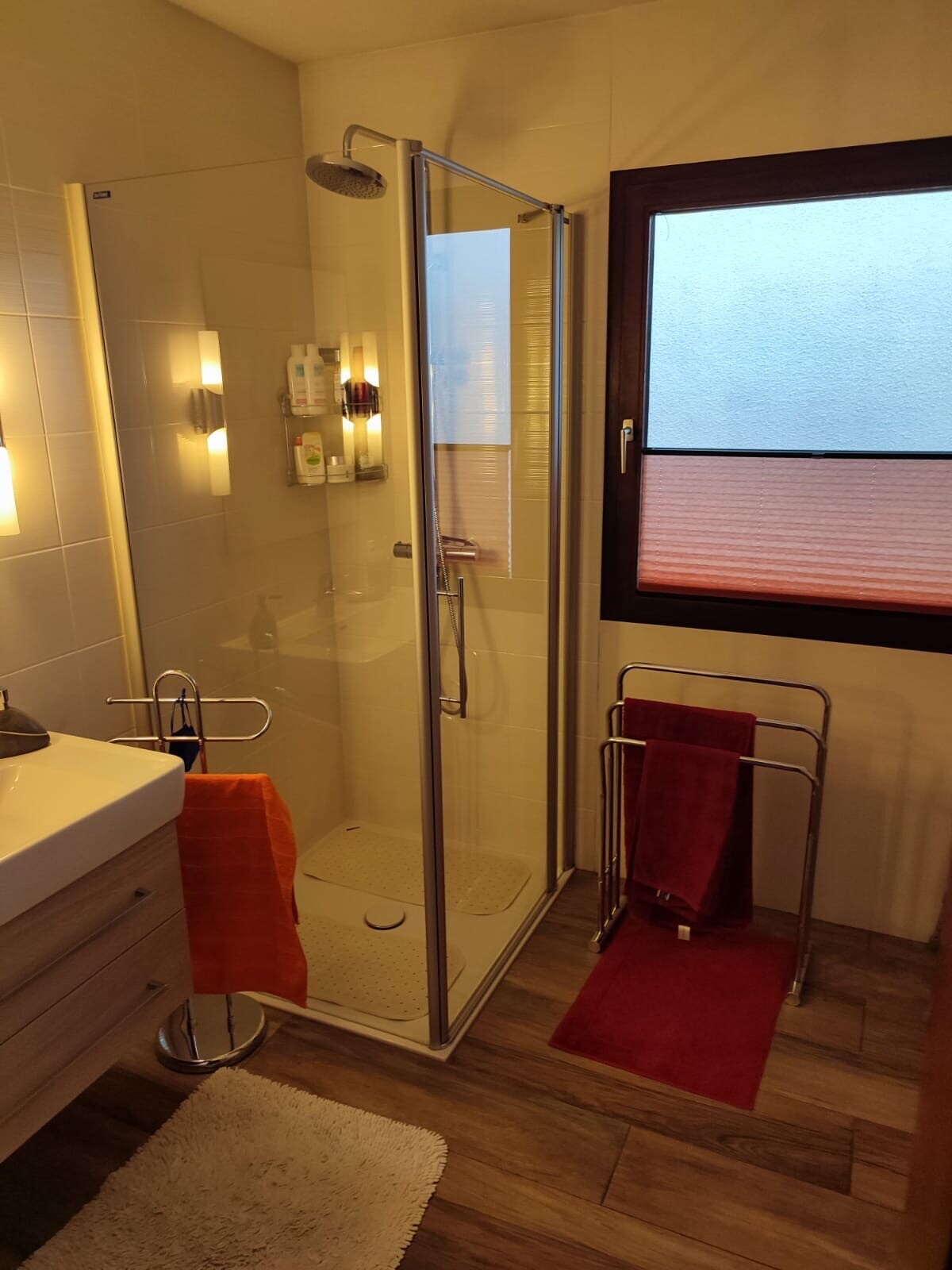 d064679b-8b53-4197-a308-35b132dd4c4e