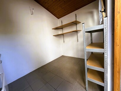 2 Gartenhütte