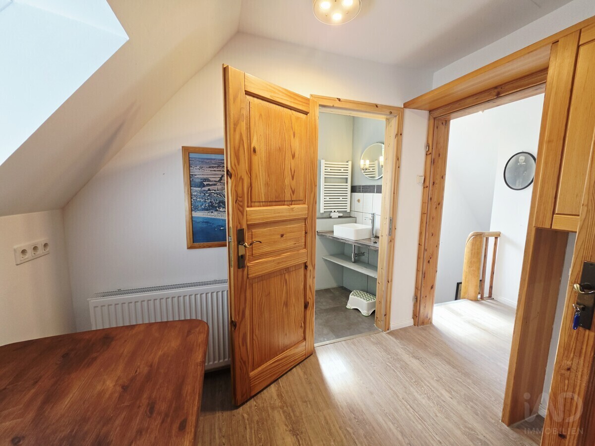 17 Vorderhaus DG Arbeitsbereich