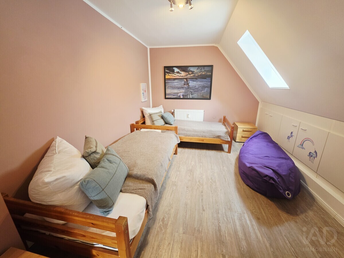 18 Vorderhaus DG Kinderzimmer