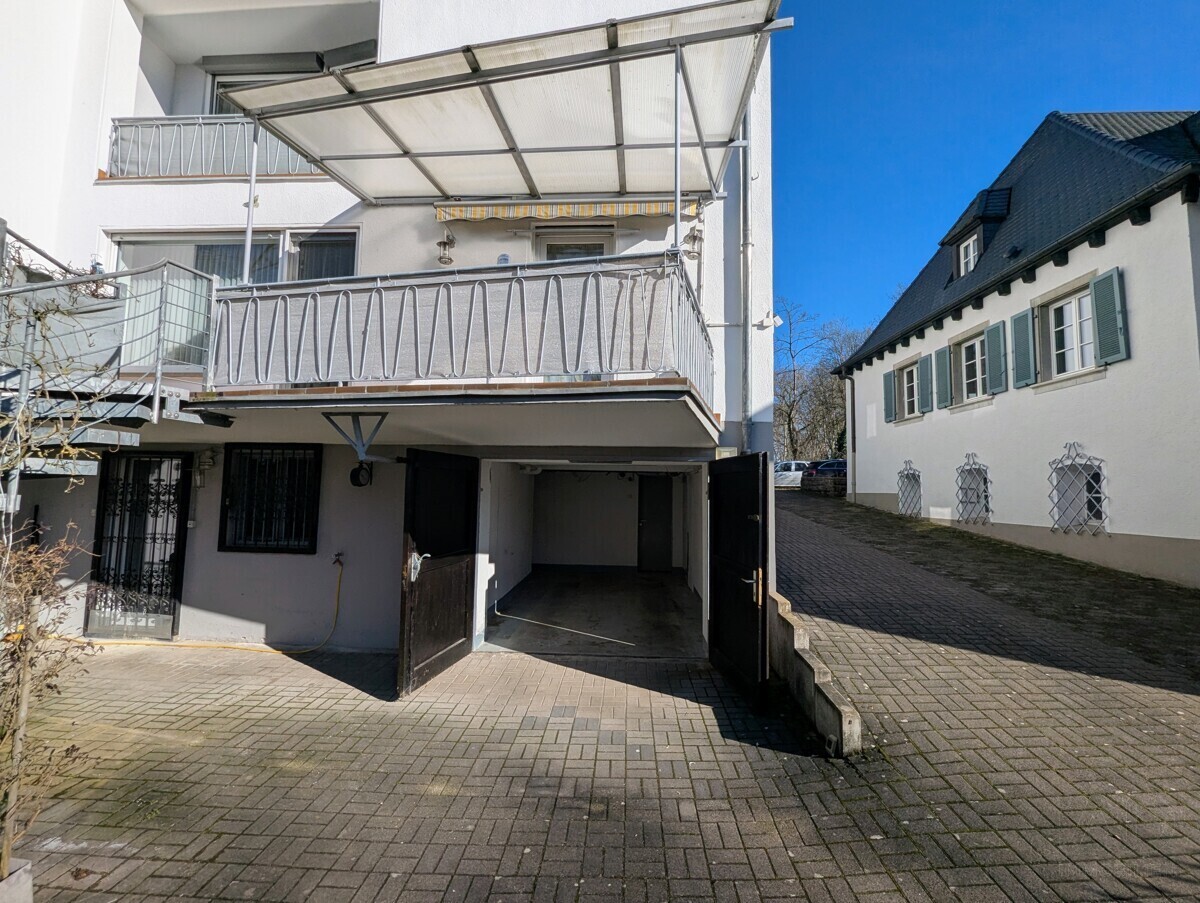 Garage im KG