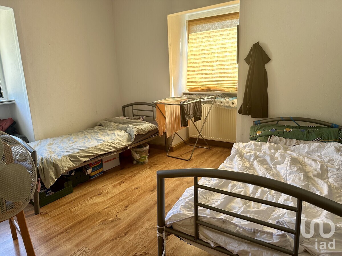 Schlafzimmer 1
